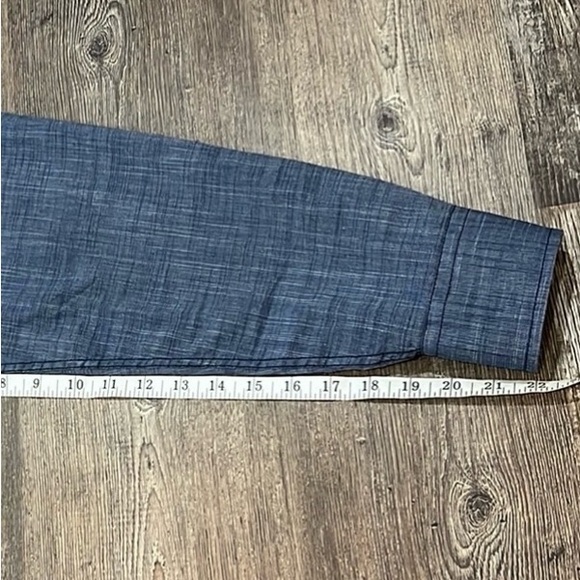 Airwalk Button Down Shirt Blue Chambray Long Sleeve Skater Grunge Sz L 90s Y2K - Picture 9 of 11